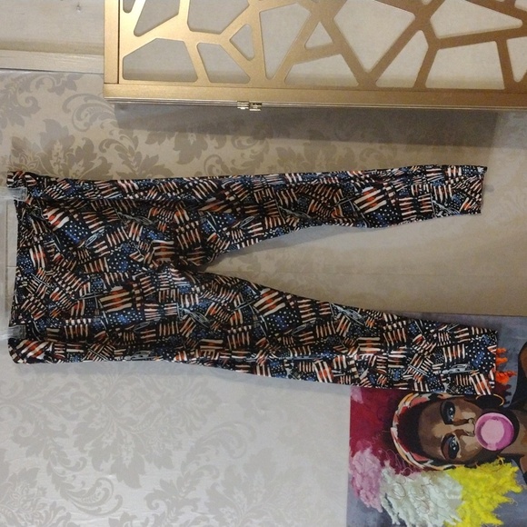 Lularoe patriotic leggings 12/18 - Picture 3 of 5